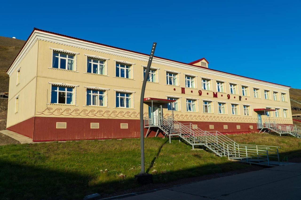 Hostel Pomor Barentsburg Buitenkant foto